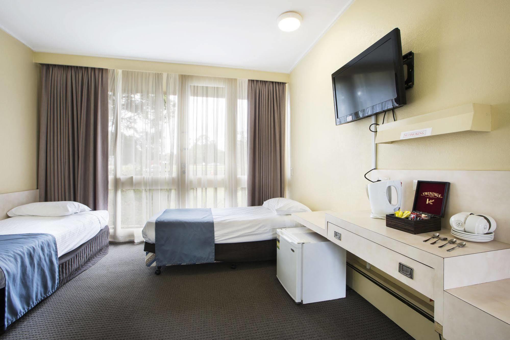 ไนท์แคป แอท แซนดาวน์พาร์ค โฮเทล Hotel Noble Park ภายนอก รูปภาพ